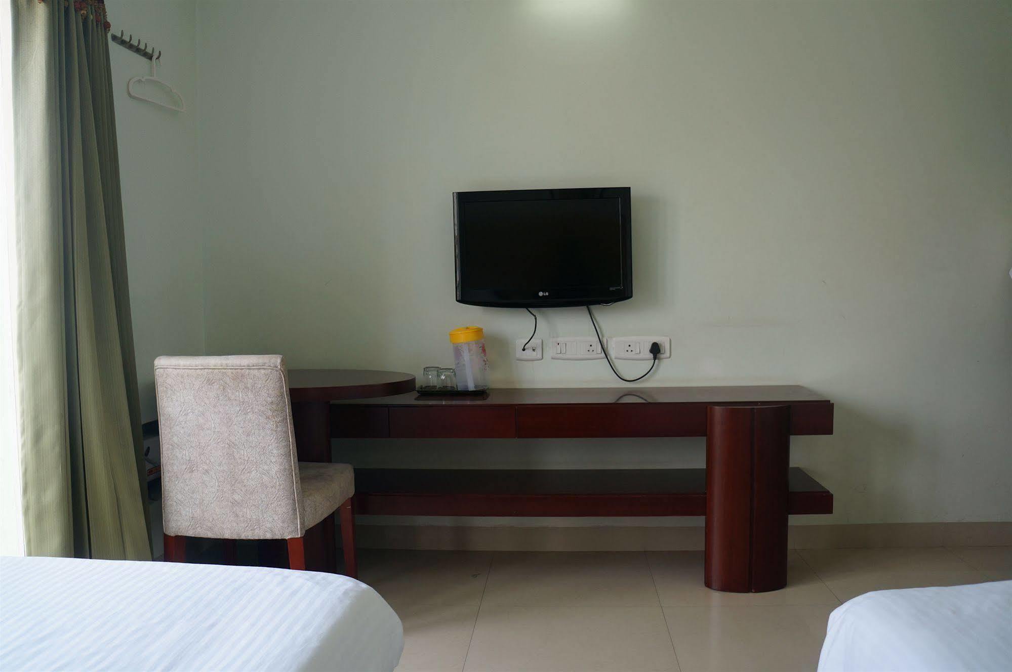Lotels Hotel Chennai Exterior foto